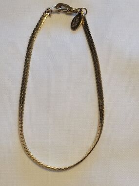 Vtg American Showcase Gold Tone Herringbone 5mm Chain Bracelet 7.25"